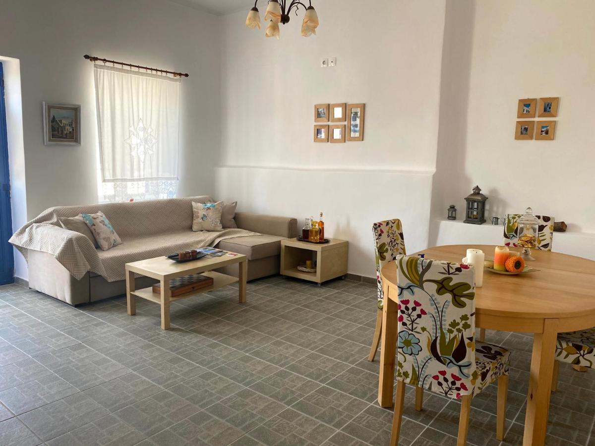Traditional Holiday Home Kechros ภายนอก รูปภาพ